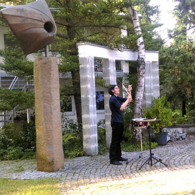 Leonie Klein in Eggisried zum Konzert "MozartExotikum" Sa 27.07. um 18 Uhr und Workshop für Kinder um 11 Uhr. Anmelden!

#erichschickling #schicklingstiftung #erichschicklingstiftung #ottobeuren #günztal #kunststiftung #architektur #philosophie #mythologie #natur #allgaeutourist #religion #kunst #malerei #mystik #theologie #dichtung #veranstaltungen #konzerte #schlagzeug #xenakis #eötvös #percussion